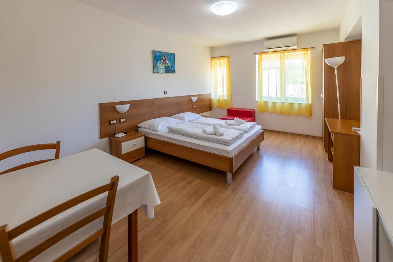 Apartments Liburnija Opatija Ngoại thất bức ảnh