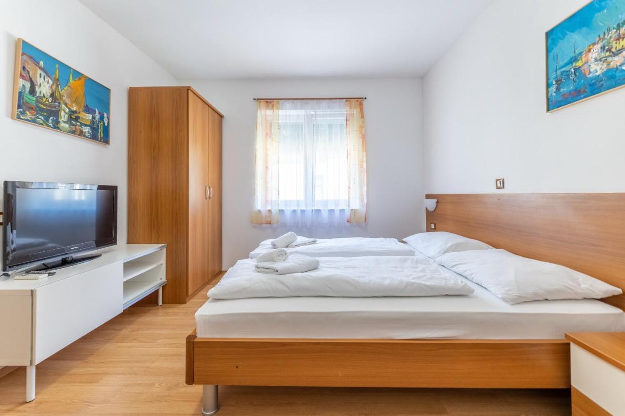 Apartments Liburnija Opatija Ngoại thất bức ảnh