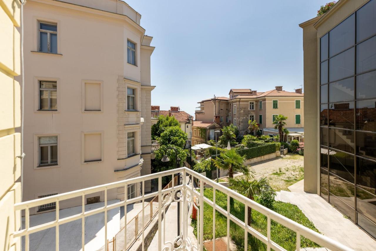 Apartments Liburnija Opatija Ngoại thất bức ảnh