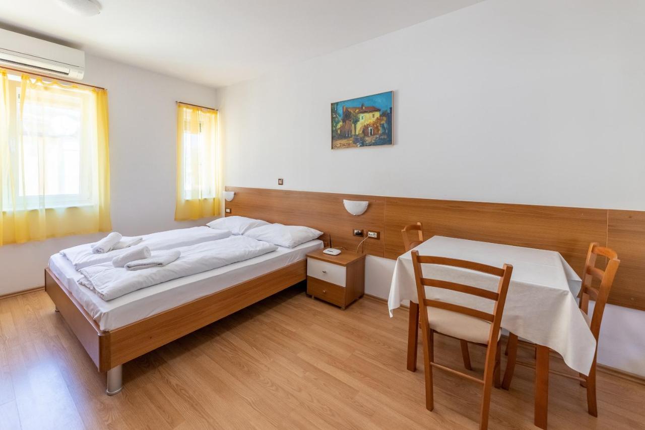 Apartments Liburnija Opatija Ngoại thất bức ảnh