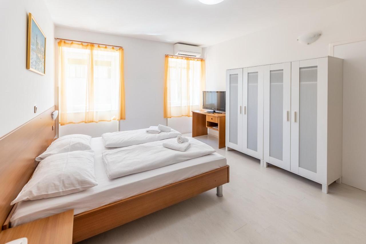 Apartments Liburnija Opatija Ngoại thất bức ảnh