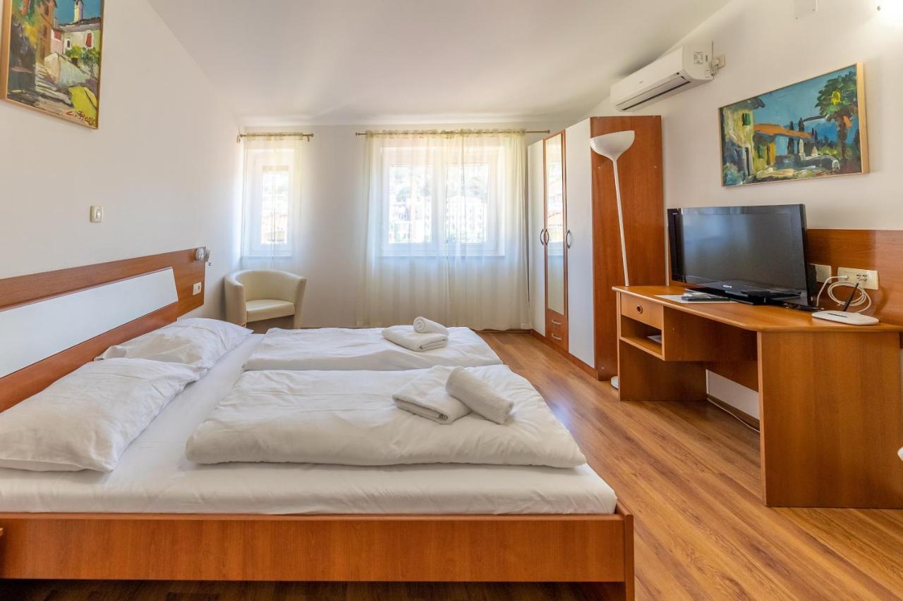 Apartments Liburnija Opatija Ngoại thất bức ảnh